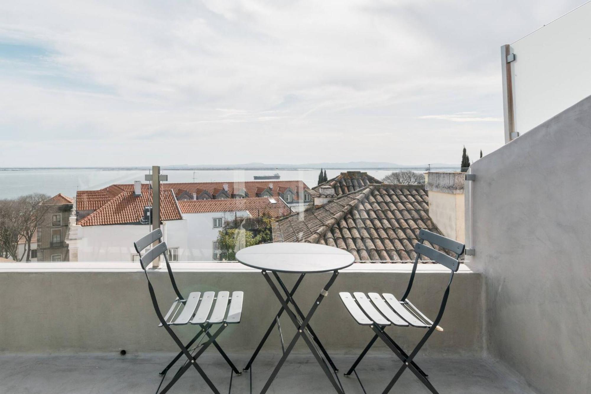 My Lx Flat Castle Alfama Apartments Lisbon Bagian luar foto
